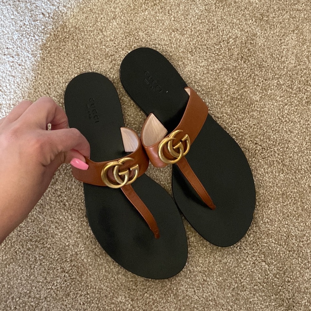 Gucci thong sandals